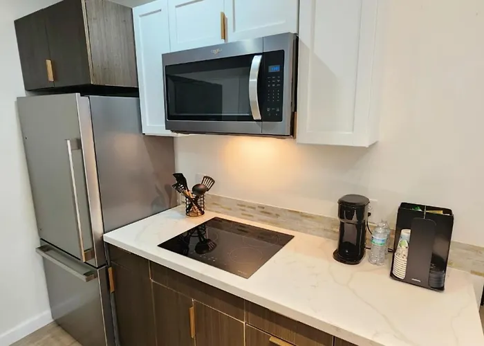 Luxury High-rise With Panoramic Views Tulsa