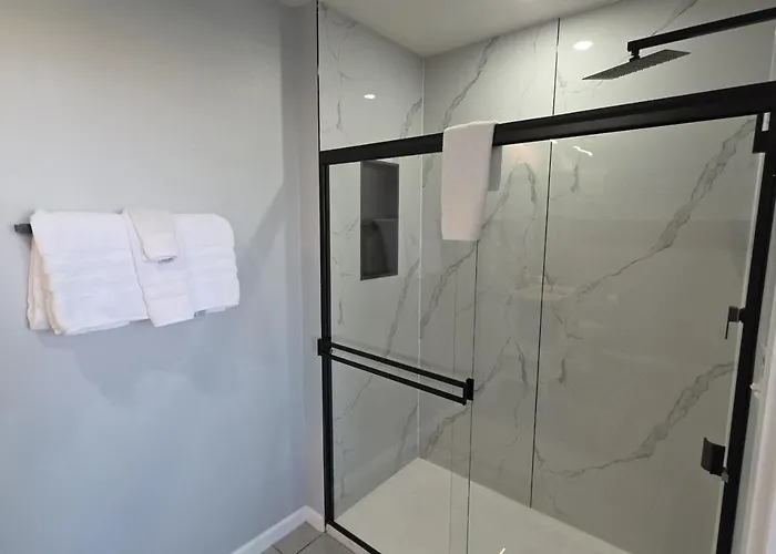 Luxury High-rise With Panoramic Views * Tulsa